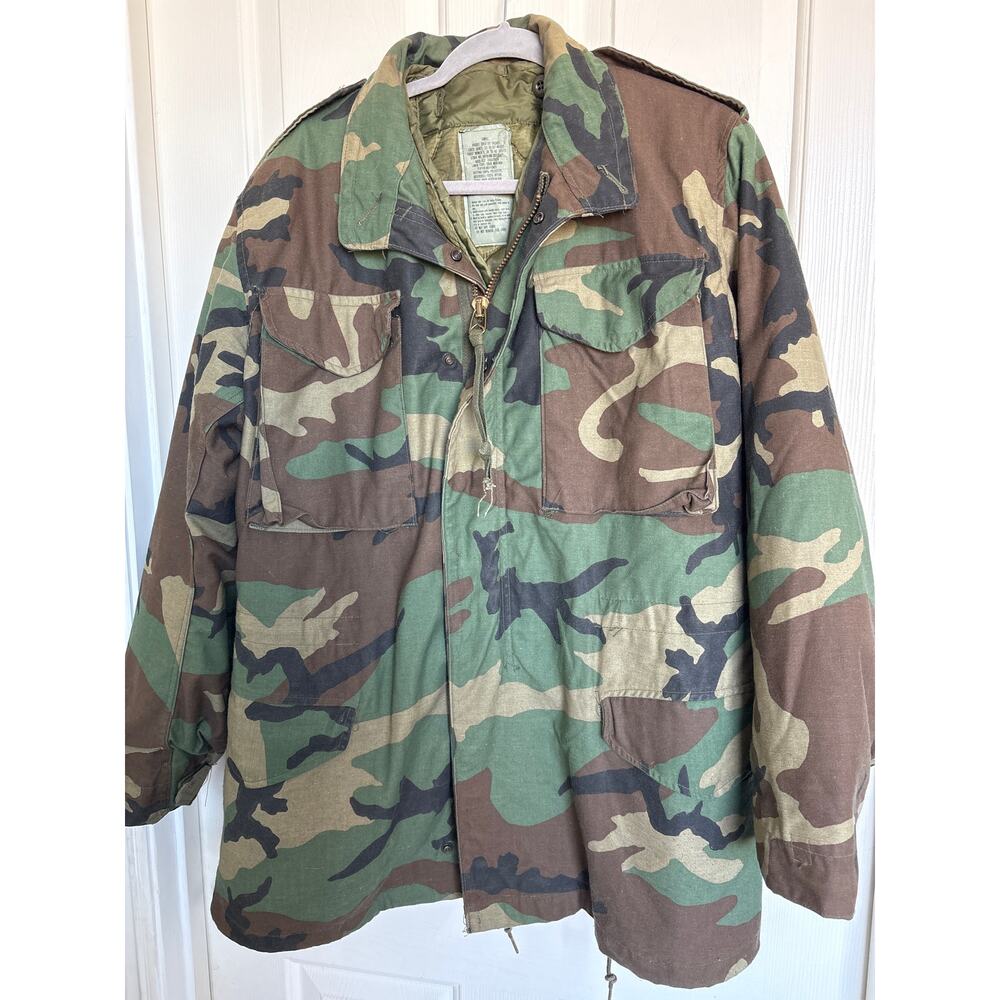 US Army Coat Jacket Cold Weather Woodland Camo‎ 8415-01-099-7832 Small W Liner